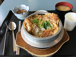 『釜カツ丼定食』