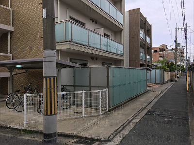 自宅跡の角を東に見る 2017.05.02